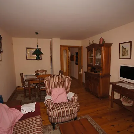 Nievesol Veinticuatro Apartment *